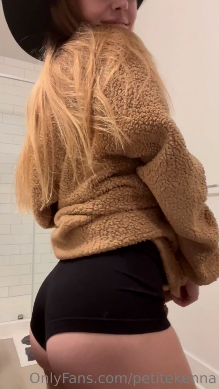 Kennasweets new sexy video