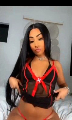 Rubi Rose Strip teasing on bed video so hot