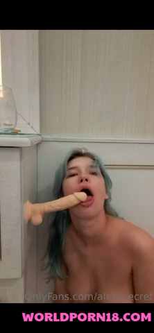 Alekssecret BJ dildo in bathroom so hot – Onlyfans leaked