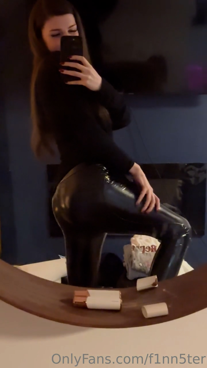 F1nn5ter Slutty with mirro video Onlyfans trend leaked so hot